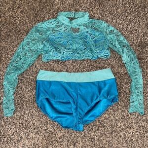 Turquoise Lace Crop Top and Shorts Dance Set